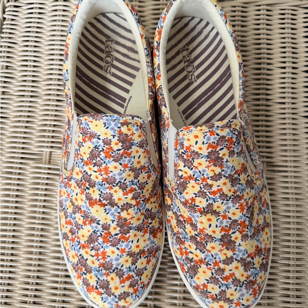 Taos Floral Slip-On Sneakers in Yellow Orange Blue women’s size 10